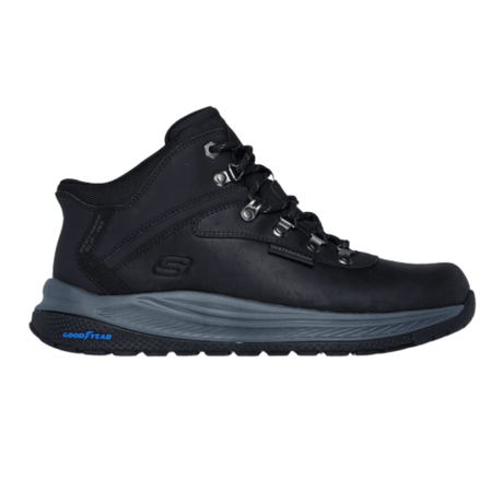 Bottine imperméable noire Skechers pour homme, vue de côté, avec semelle grise et lacets