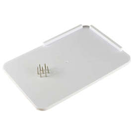 Cutting Board with Removable Spikes